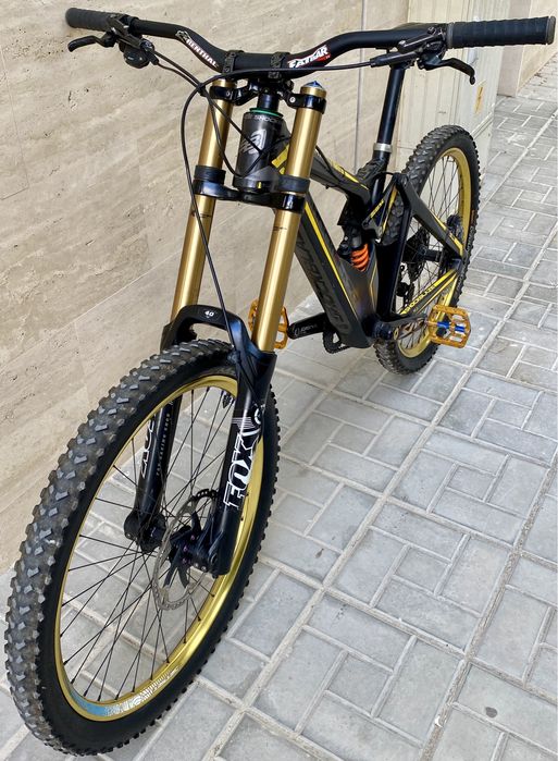 Shockblaze DH Team Carbon 26