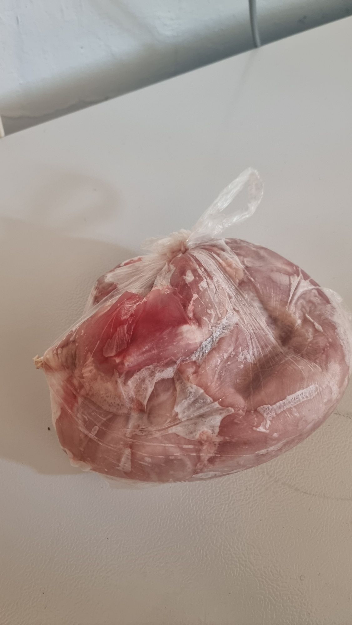 Vând carne de iepure bio