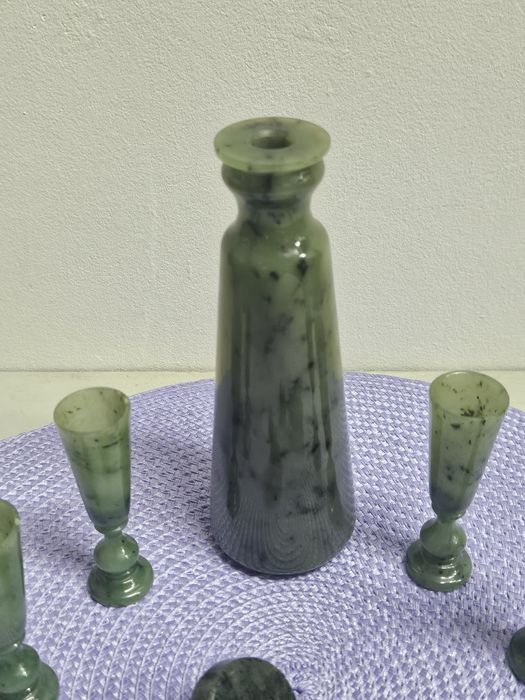 Нефритен Сервиз за напитки - алкохол.