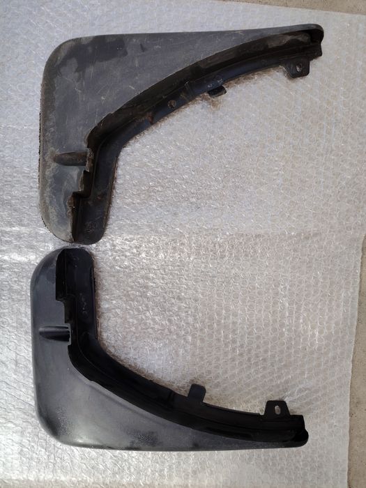 В продаже брызговики Ford focus оригинал произведено в Германии