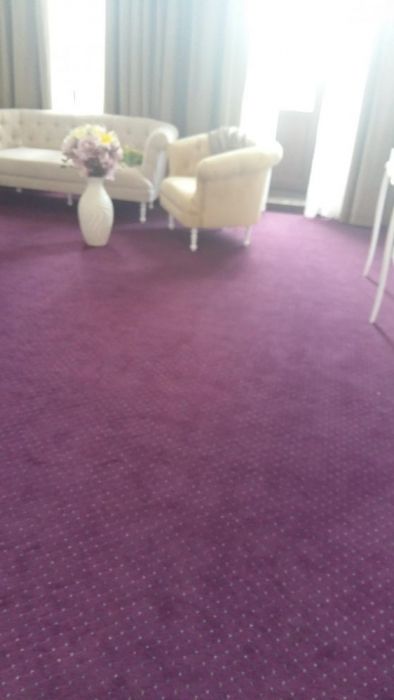 Montaj mocheta si covor Pvc,cât și curățat profesional mocheta