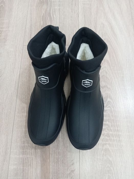 Резиновие сапоги