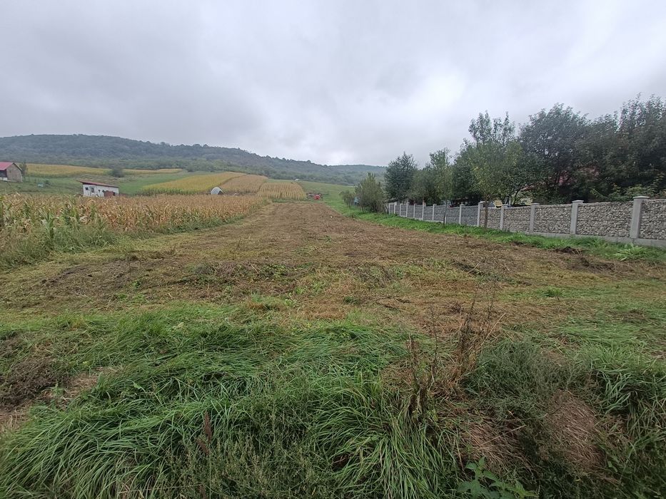 Teren de vanzare intravilan la doar 40 km de Cluj , Comuna Cornesti