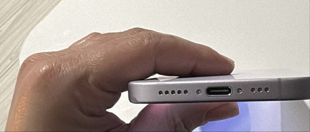 iphone 17 baterie 100%