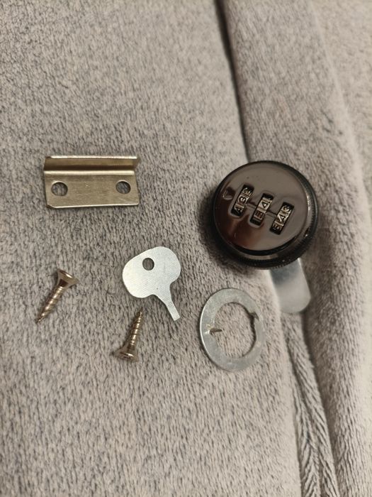 Yală cu Cifru pentru Sertare și Dulapuri, 25 mm, Negru