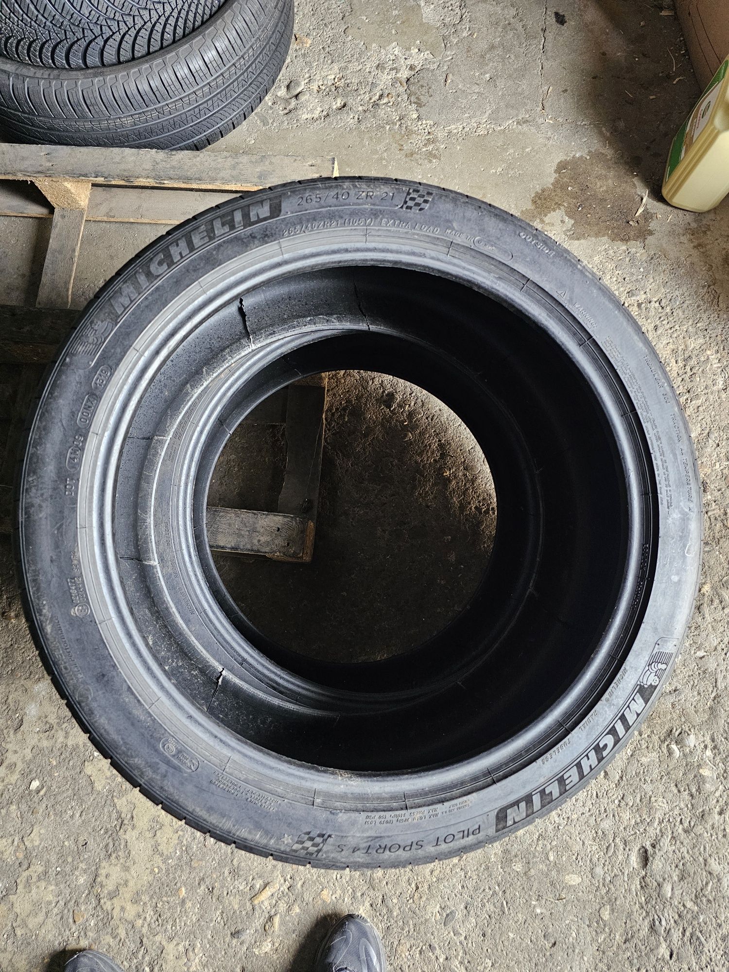 2 anvelope vara 265 40 22 Michelin PilotSport