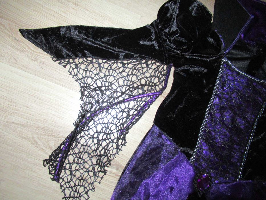 ХЕЛОУИН РОКЛЯ С домино--СТРАХОТНА--116/122 номер