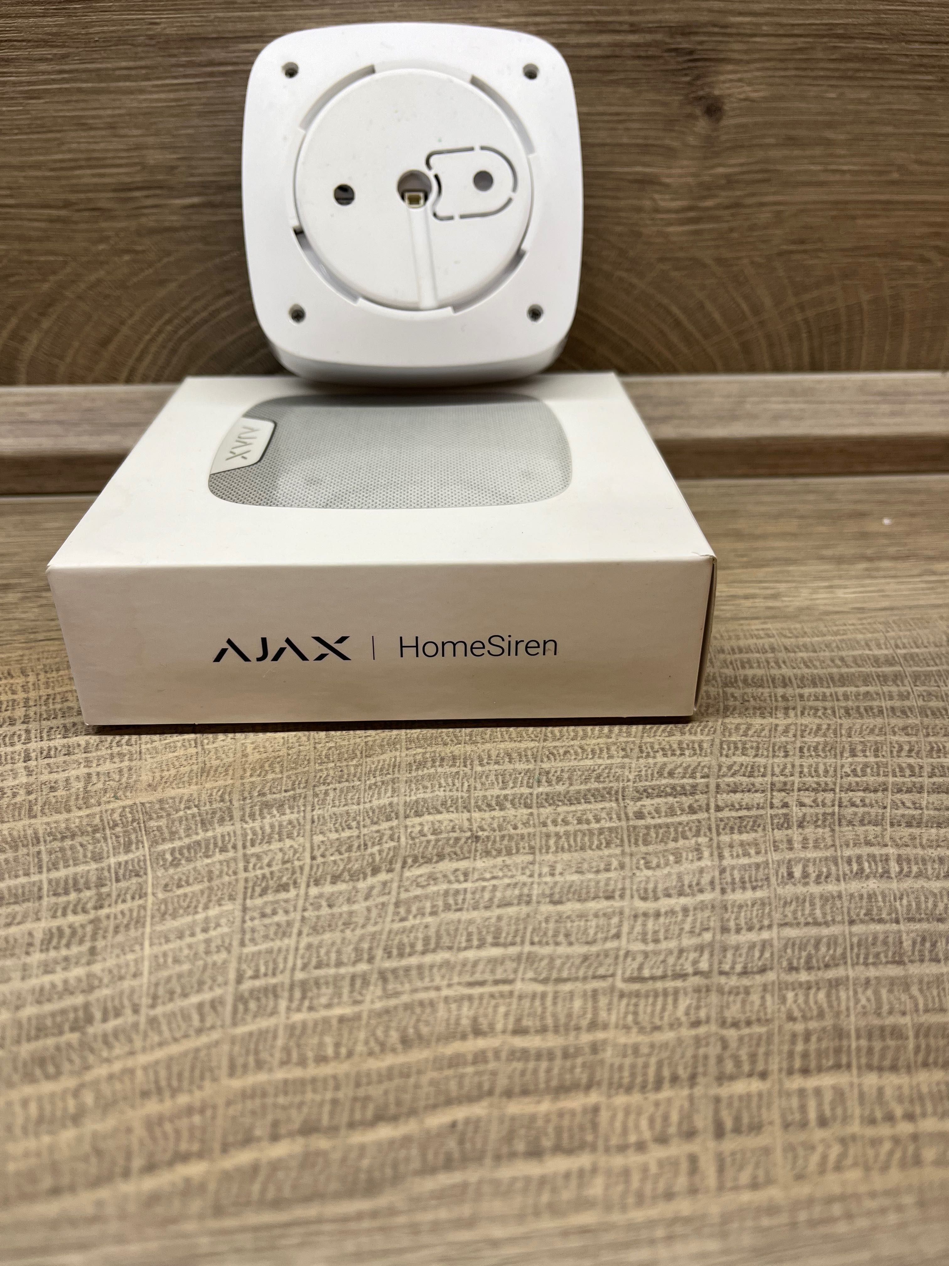 Ajax HomeSiren сирена за сигурност