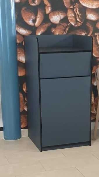 mobilier plastic-pubele debarasare cu suport tavi, cos gunoi fastfood