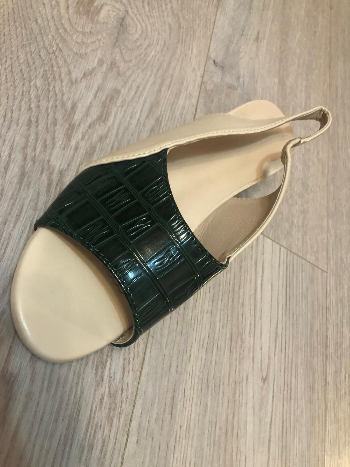 Sandale de damă crem