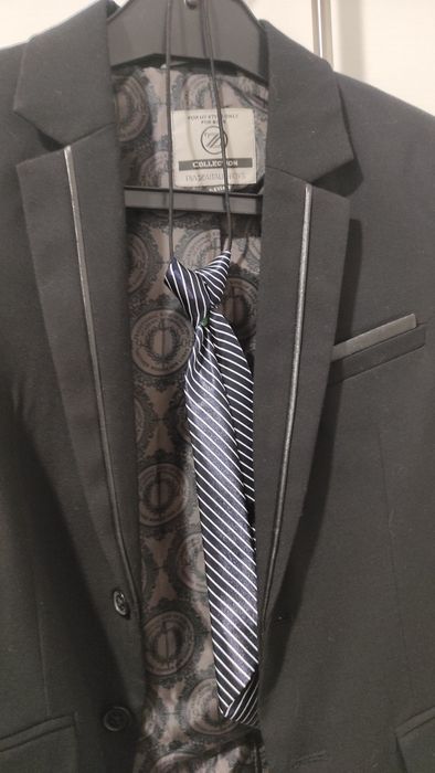 Costum copii elegant sacou cravata și pantaloni 8/9 ani