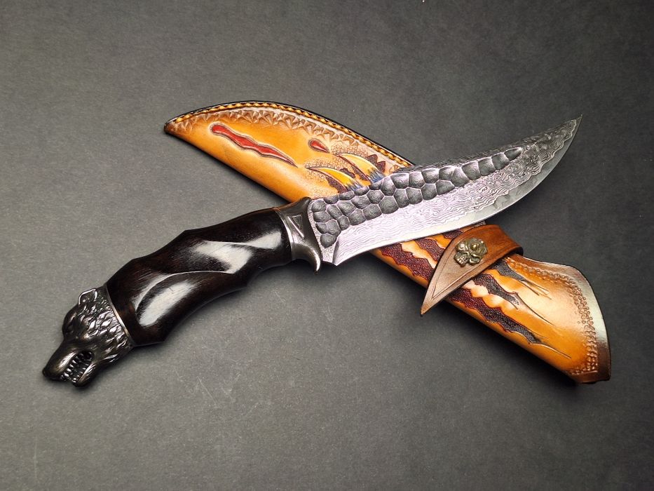 Ловен нож от дамаска стомана Monster Wolverine