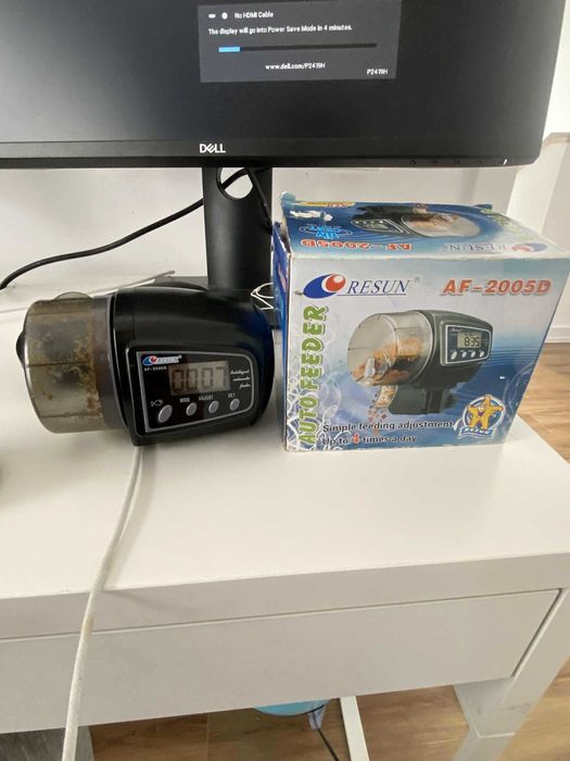 Hranitor pesti automat Resun AF 2005 D, la sfert de pret