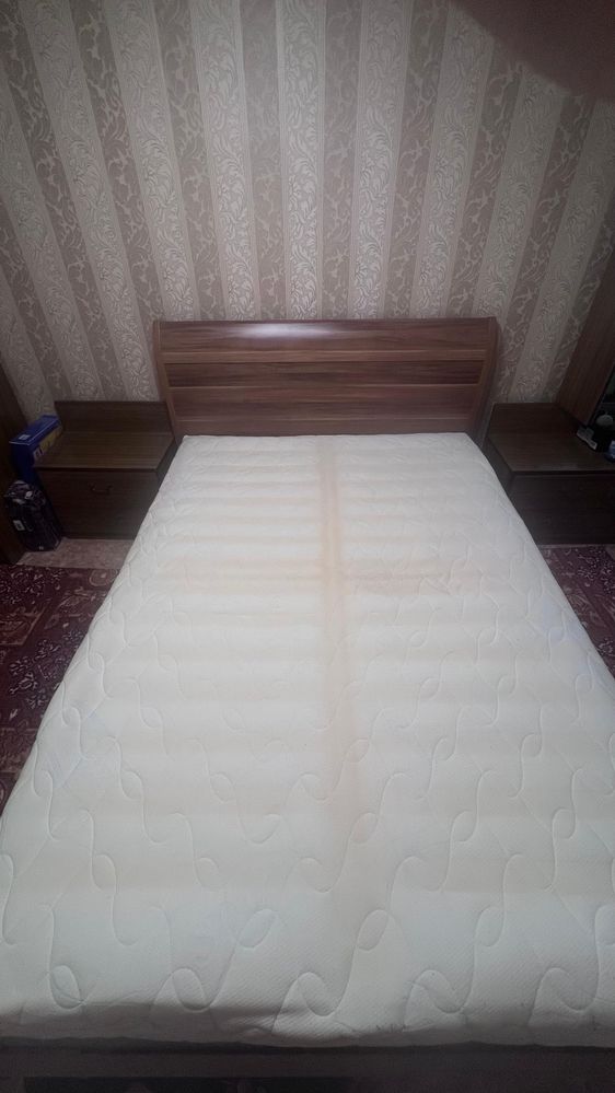 продается кровать