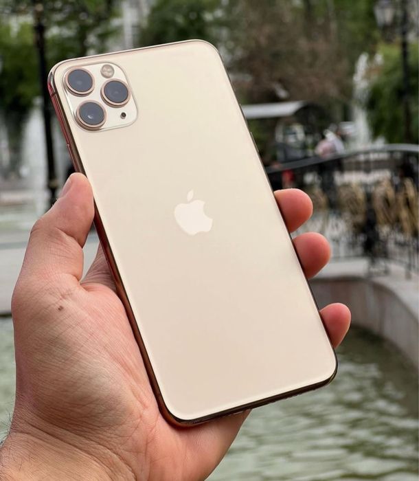 iPhone 11 Pro max 64gb gold