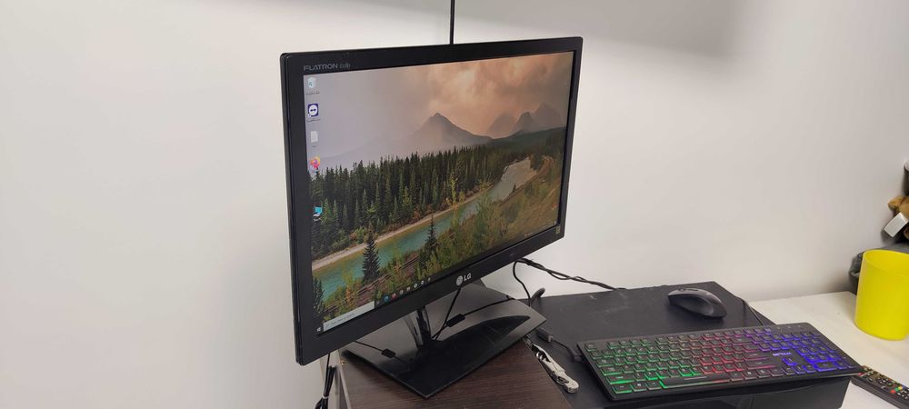 Monitor LED 22 LG E2251T 22 " Inch LED Monitor Full HD 5ms