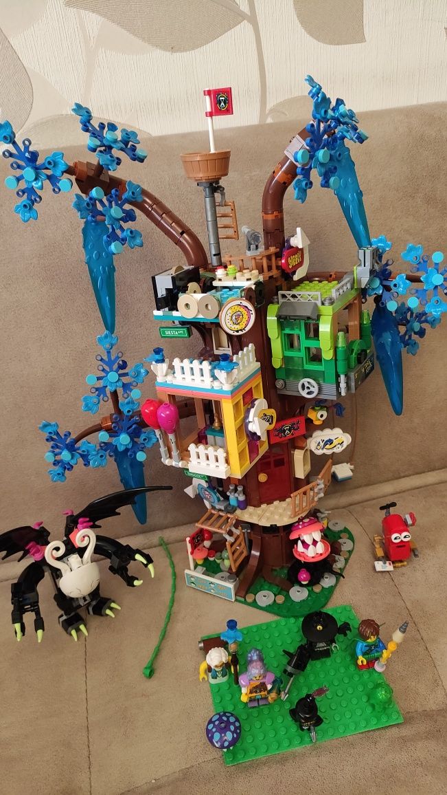 LEGO DREAMZzz Фантастична дървесна къща 71461