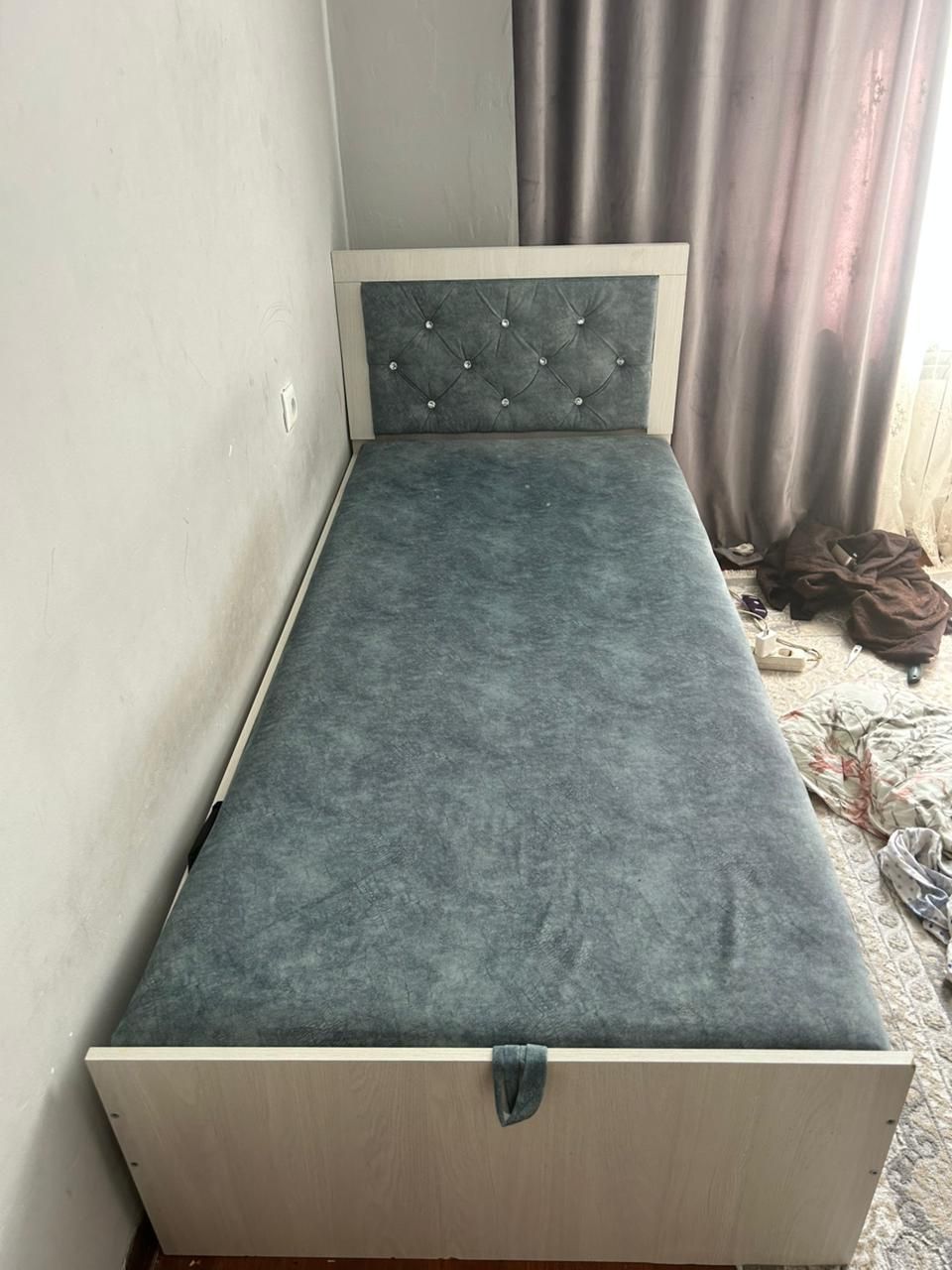 Продам кровать  срочно