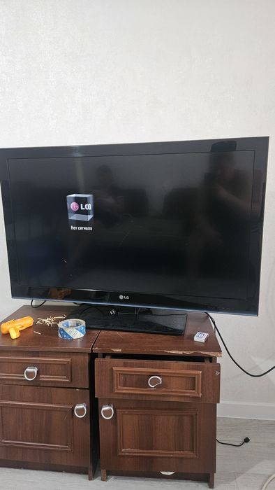 Продам телевизор