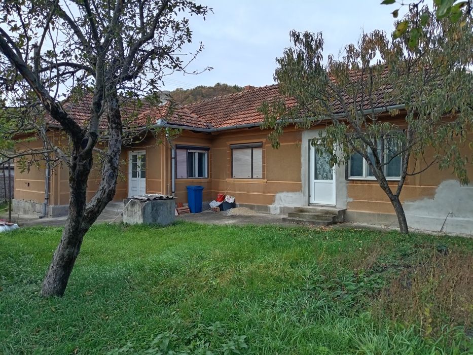 Casa de vanzare Gura Vaii