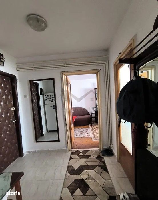 Apartament 2 camere decomandat, Podu Ros