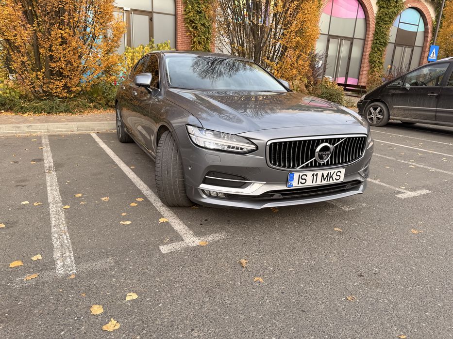 Volvo S90 D5 AWD