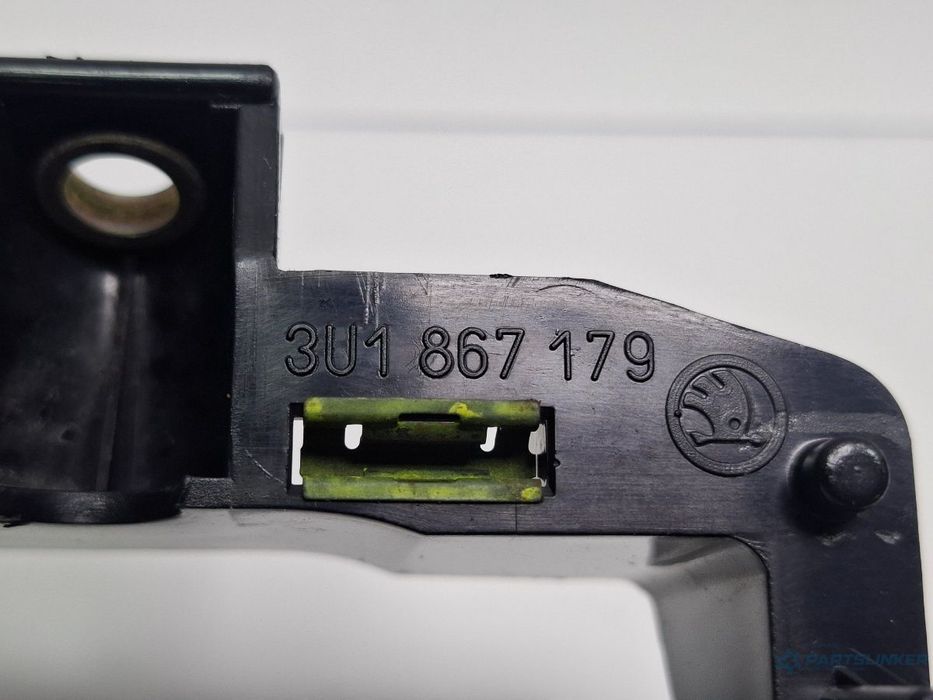 Suport maner interior portiera fata stanga SKODA SUPERB 3U4 2001 - 20081.9 TDI AVF, AWX 3U1867179