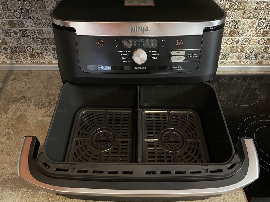 Ninja AF500EU Double air fryer/Двоен еъф фрайър 10.4л
