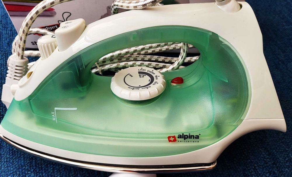 Fier de calcat Alpina 1600 W