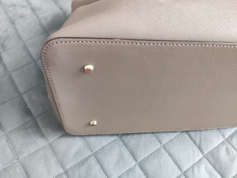 DKNY Оригинална чанта Естествена кожа