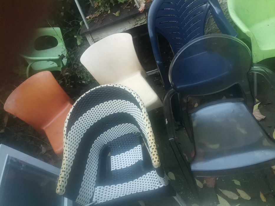 Различни видове столове