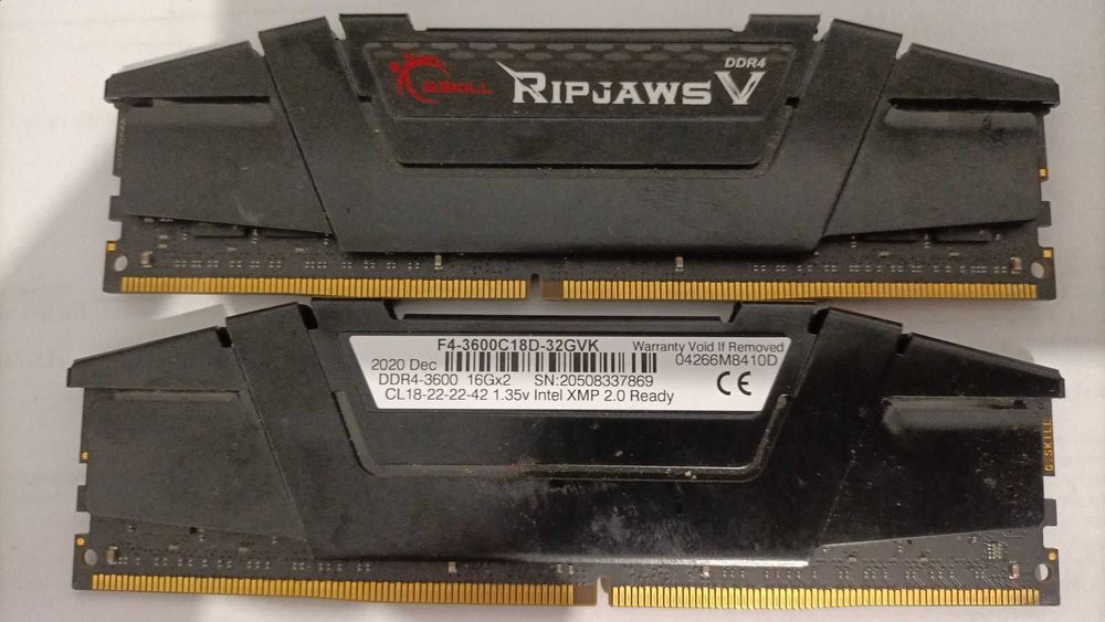 vand memorii ram 2x16gb 3600 cl18 1.35v second hand kit dual channel