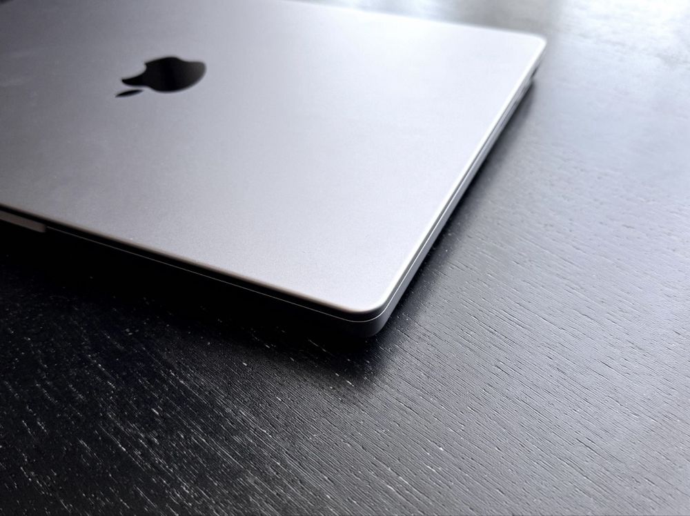 Apple MacBook Pro 14' M1 Pro 16GB RAM 512GB SSD