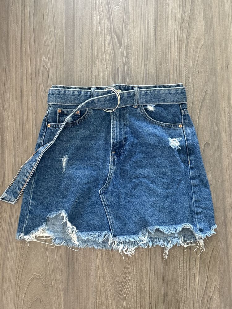 Пола Bershka р.36