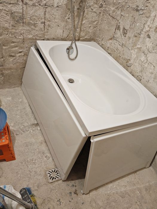 Vand, vană/ cada