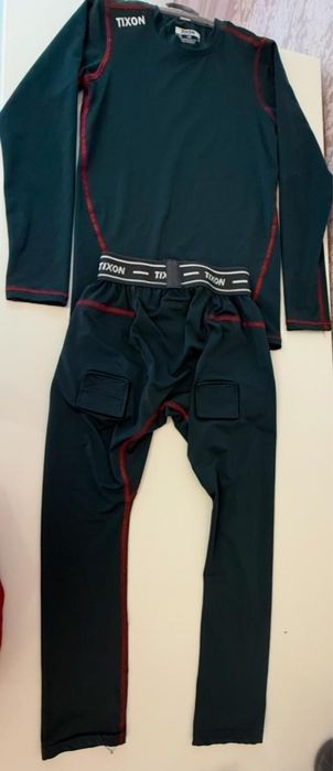 Продам костюм рашгард