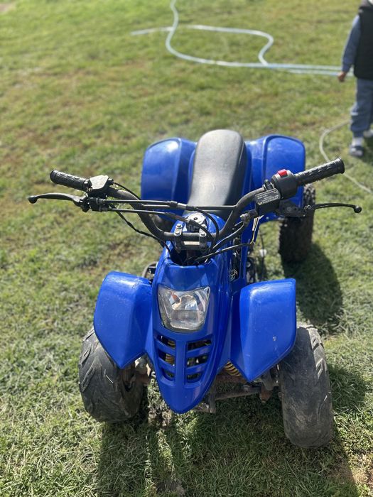 Vand sau schimb Atv-uri de 80 si 125cc
