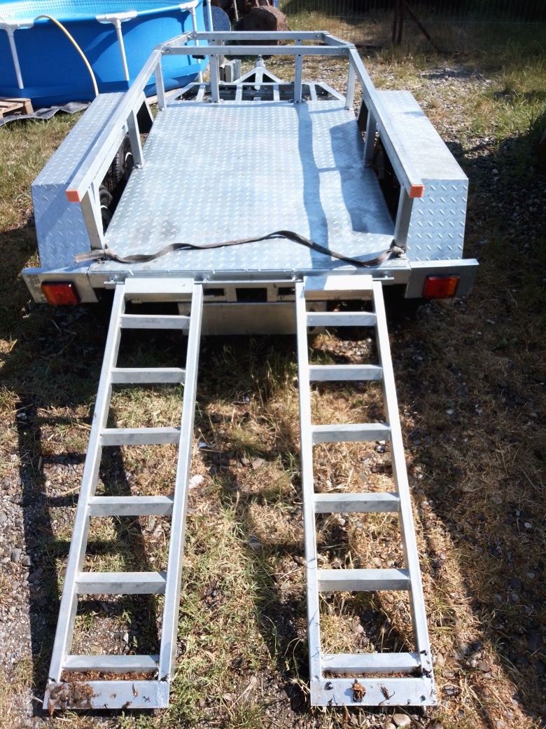 Remorcă utilaje 800 kg