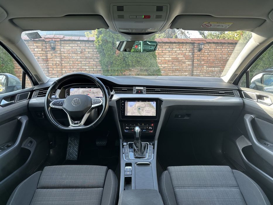 VW Passat B8/Model Nou/2022/R-Line/2.0Tdi 150cp/DSG/Virtual/LED/Navi/