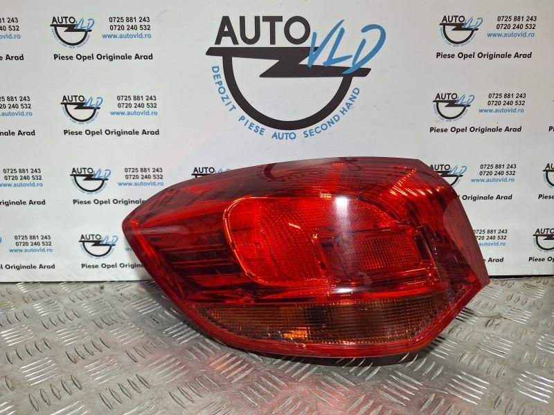 Stop rosu aripa stanga Opel Astra J