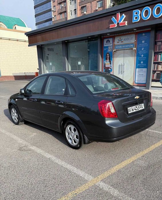 Продажа автомобиля Lacetti