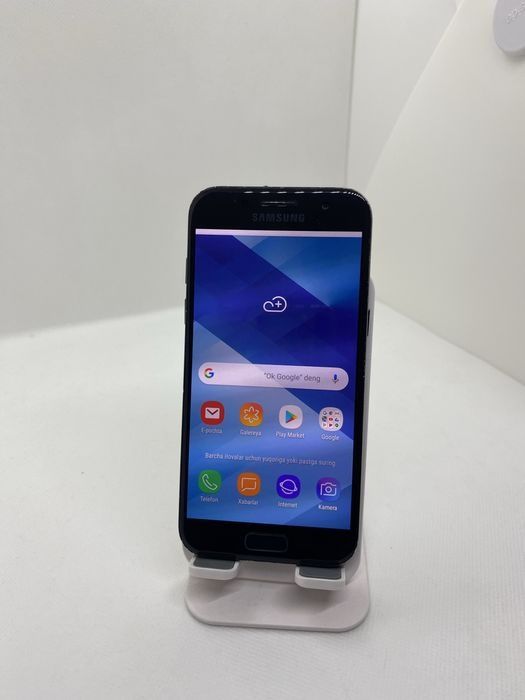 Samsung A3 qora   xolati yaxshi