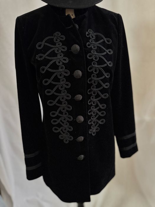 Sacou negru catifea