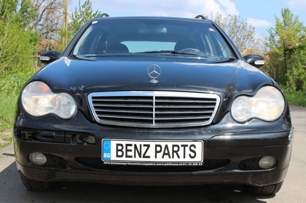 НА ЧАСТИ  Mercedes W203 C220cdi Комби / Мерцедес В203