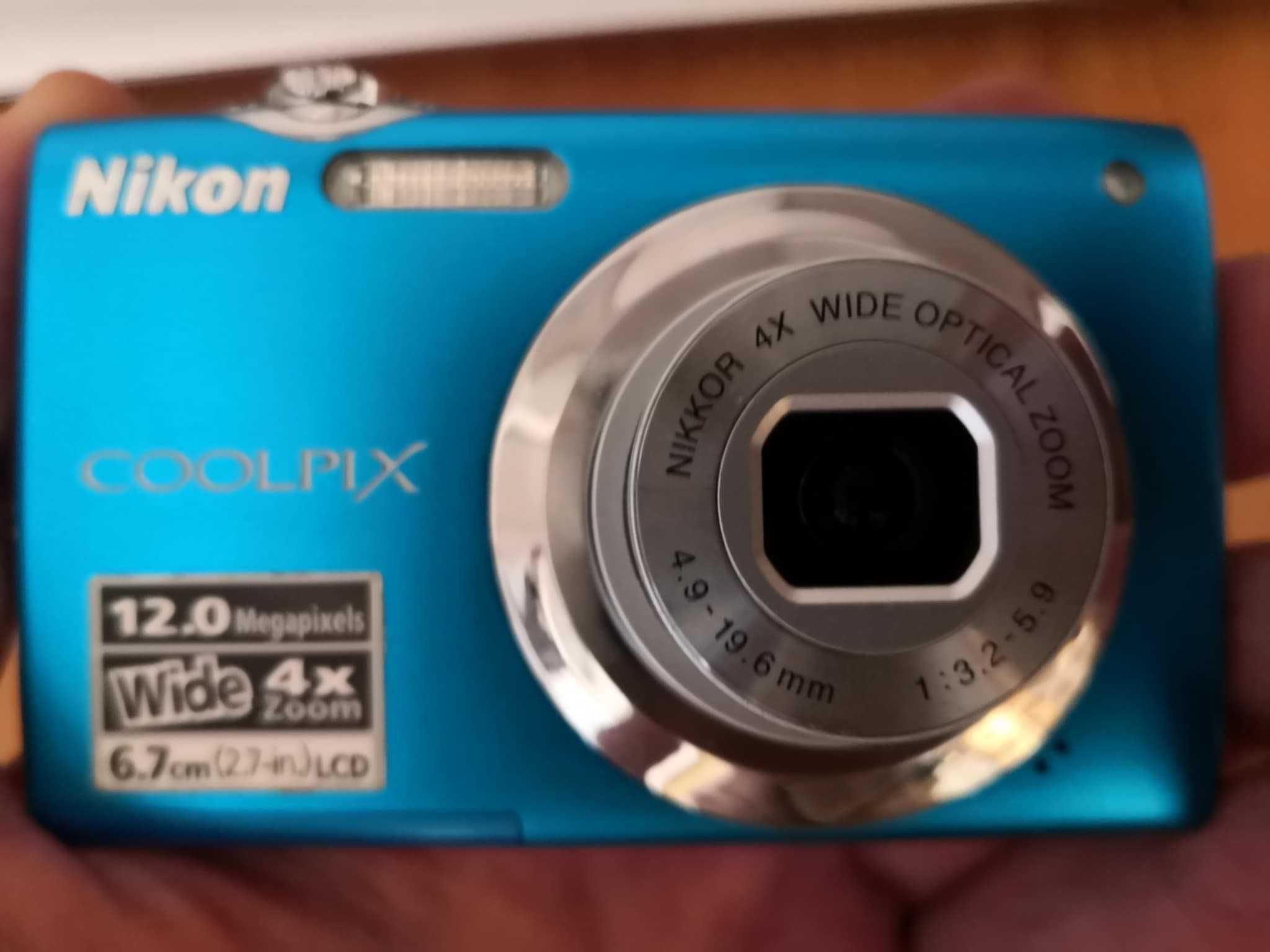 Фотоапарат Nikon S3000
