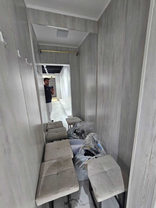 Tayyor bino podvali bilan birga sotiladi.