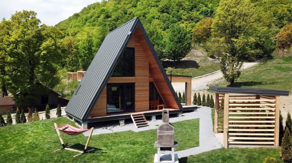 Vindem cabane A frame