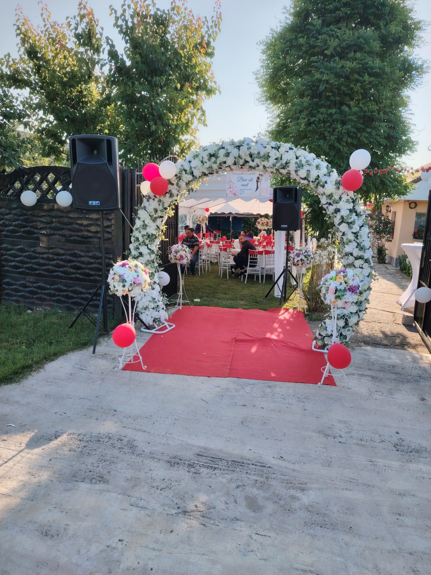 Dozatoare și vitrine frigorifice
