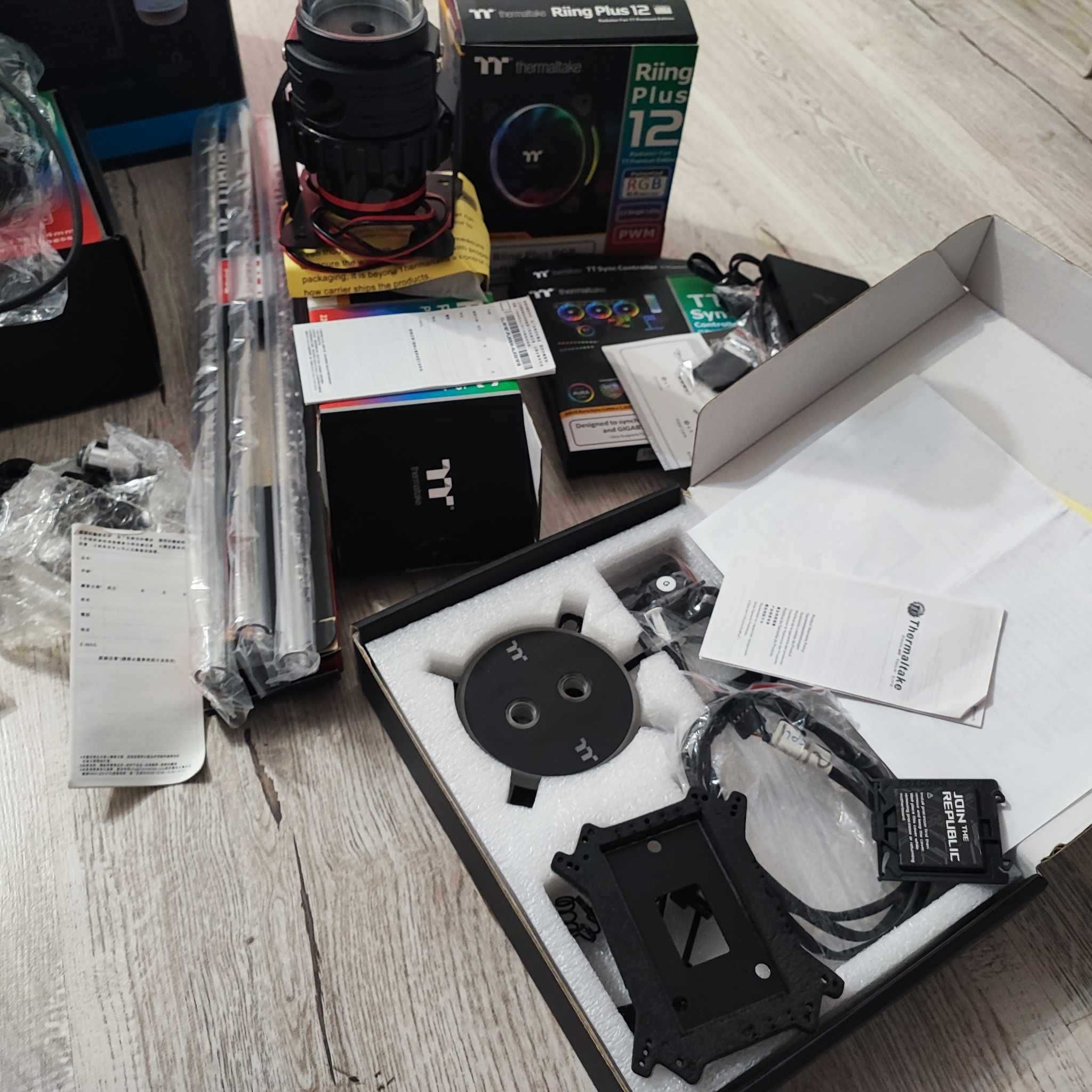 Thermaltake M360 Plus iluminare aRGB