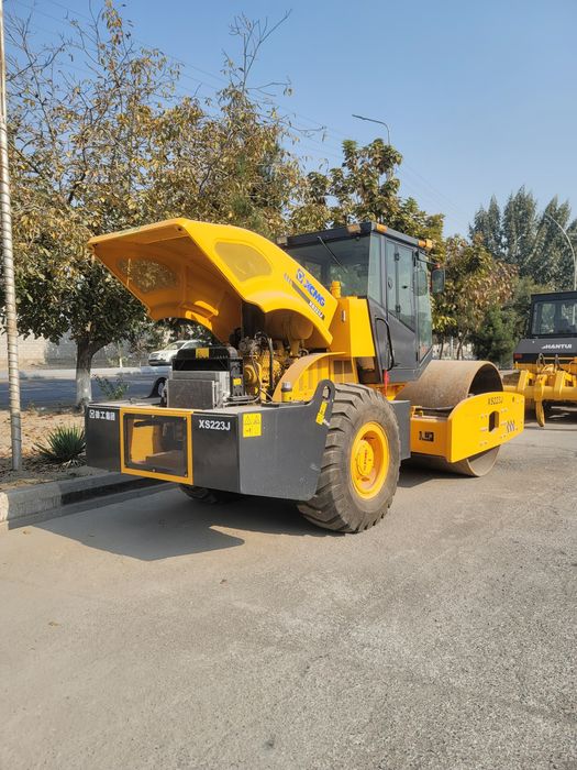 XCMG 20 tonnalik vibra katok